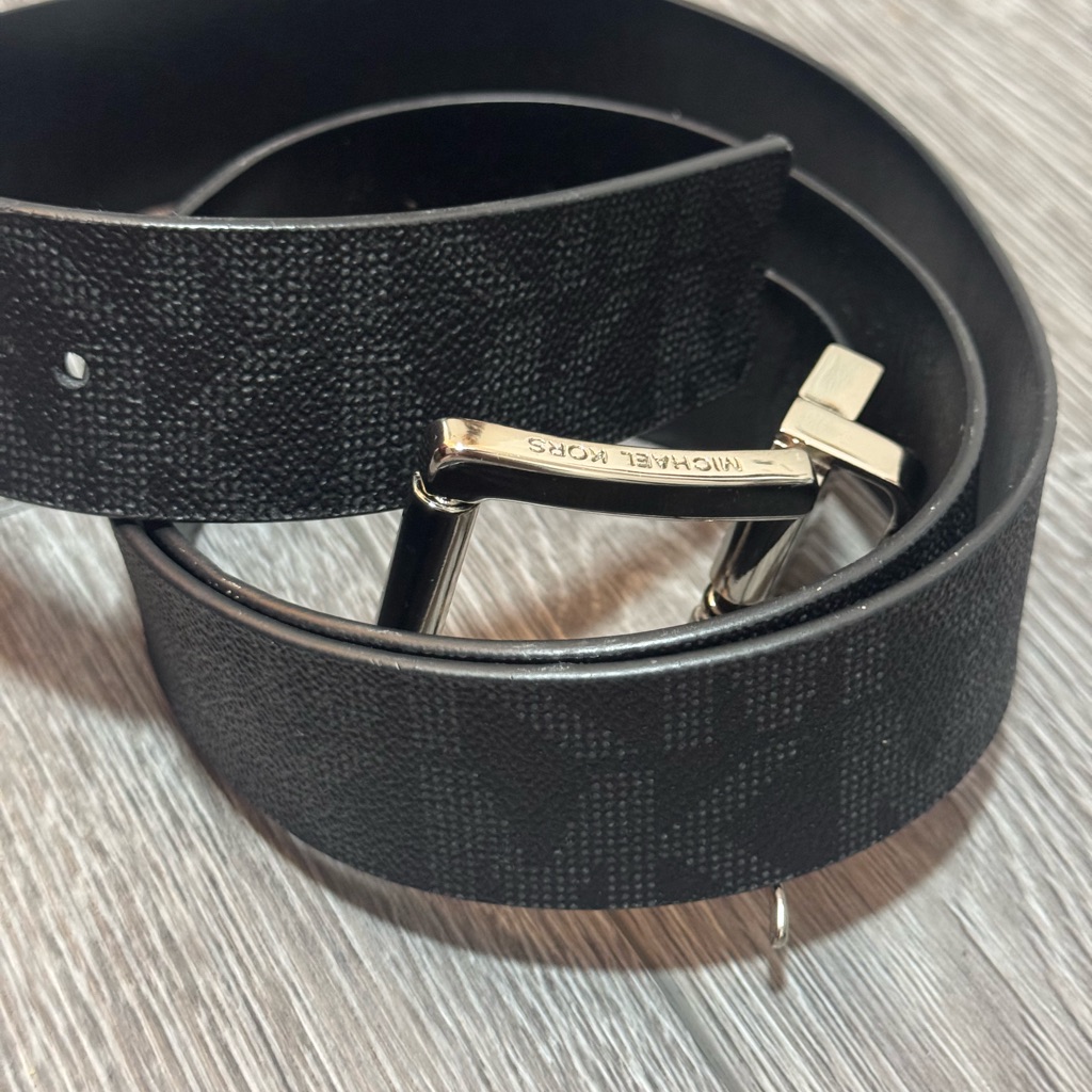 Large Womens Michael Kors Reversible Black Leather Belt With Silver Buckle